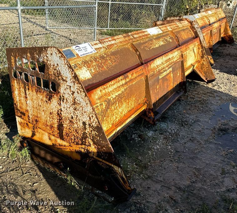 image for item DV5968 ProTech  IS10S skid steer snow pusher