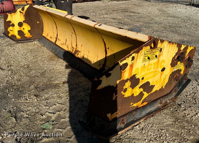 image for item DV5971 Arctic  10LD skid steer snow pusher