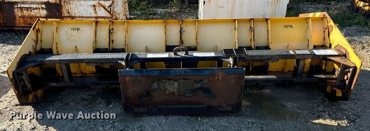 image for item DV5971 Arctic  10LD skid steer snow pusher