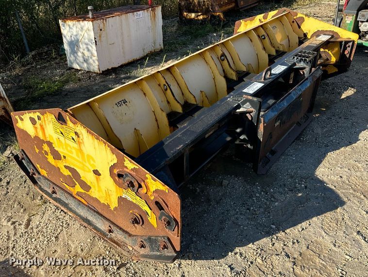 image for item DV5971 Arctic  10LD skid steer snow pusher