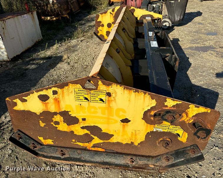 image for item DV5971 Arctic  10LD skid steer snow pusher