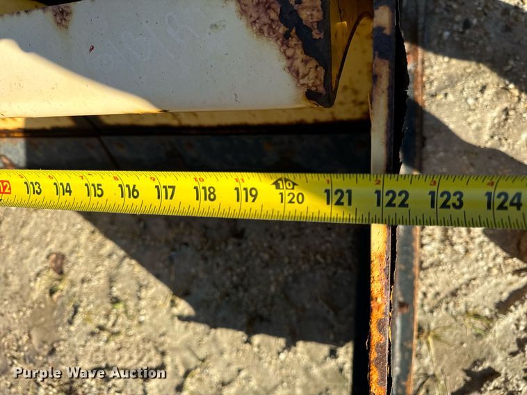 image for item DV5971 Arctic  10LD skid steer snow pusher