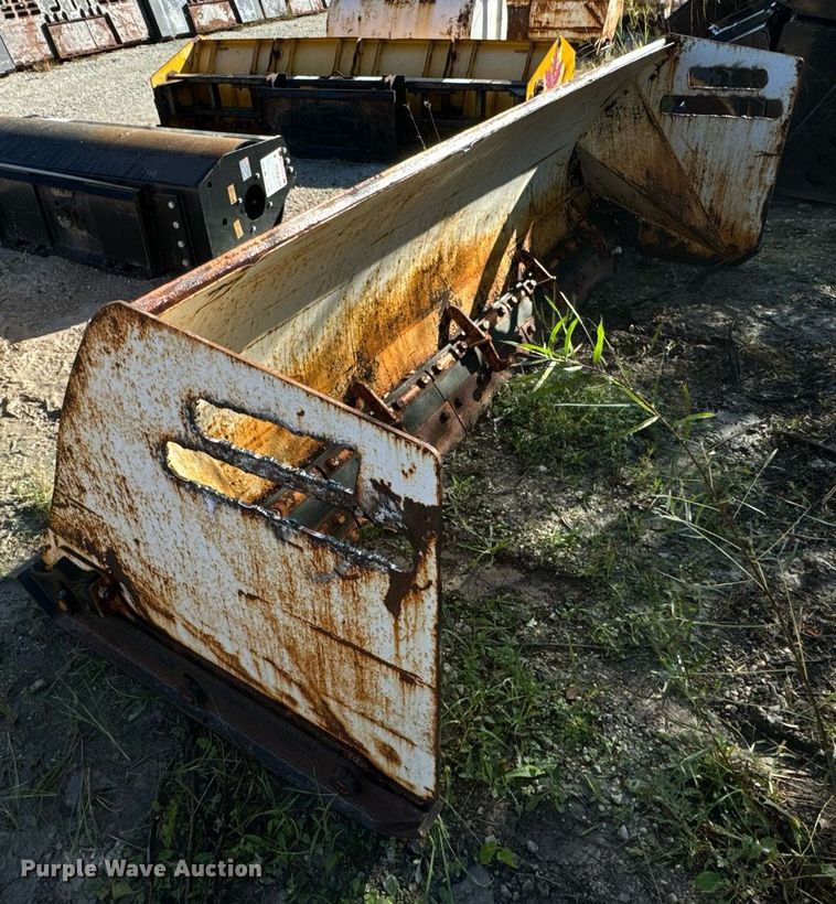 image for item DV5973 ProTech  IS10S skid steer snow pusher