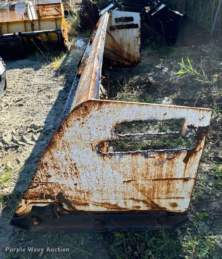 image for item DV5973 ProTech  IS10S skid steer snow pusher