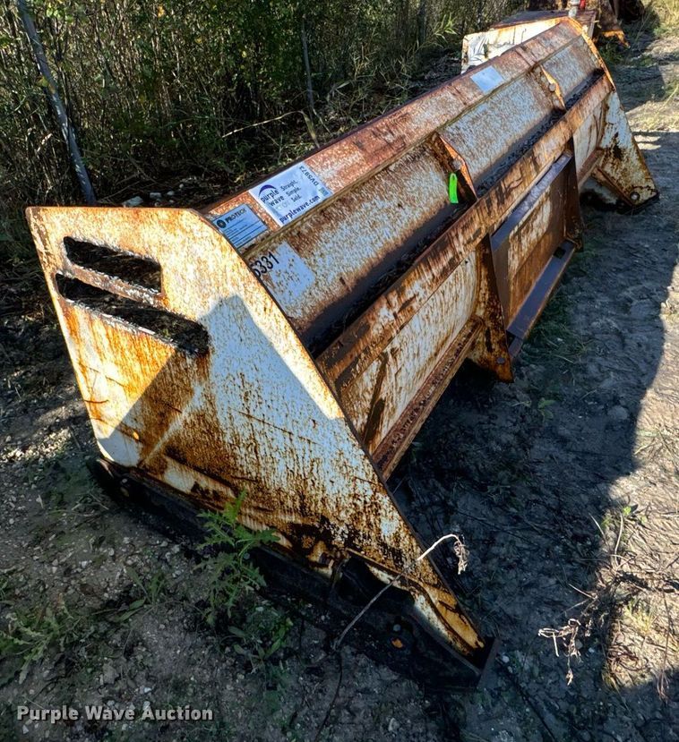 image for item DV5973 ProTech  IS10S skid steer snow pusher