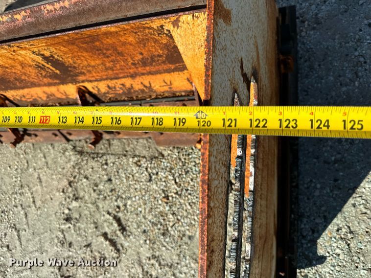 image for item DV5978 ProTech  IS10S skid steer snow pusher