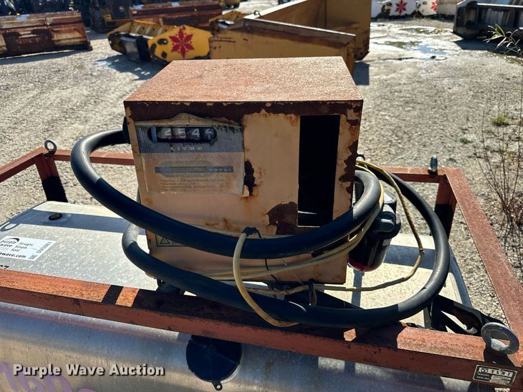 image for item DV5981 Fuel tank