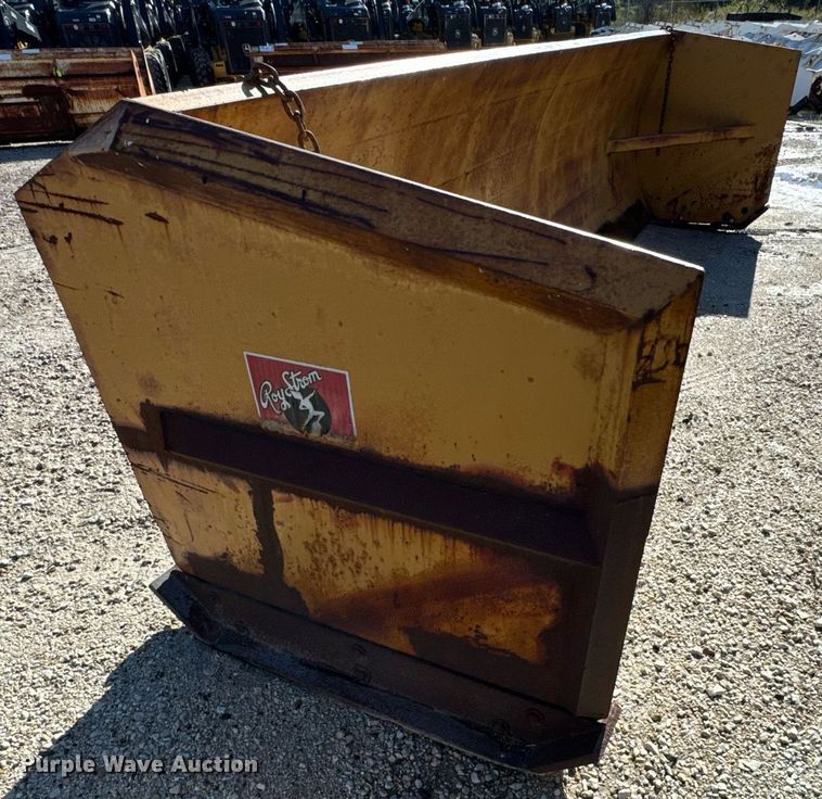 image for item DV5982 Roy Strom  16' W snowpusher 