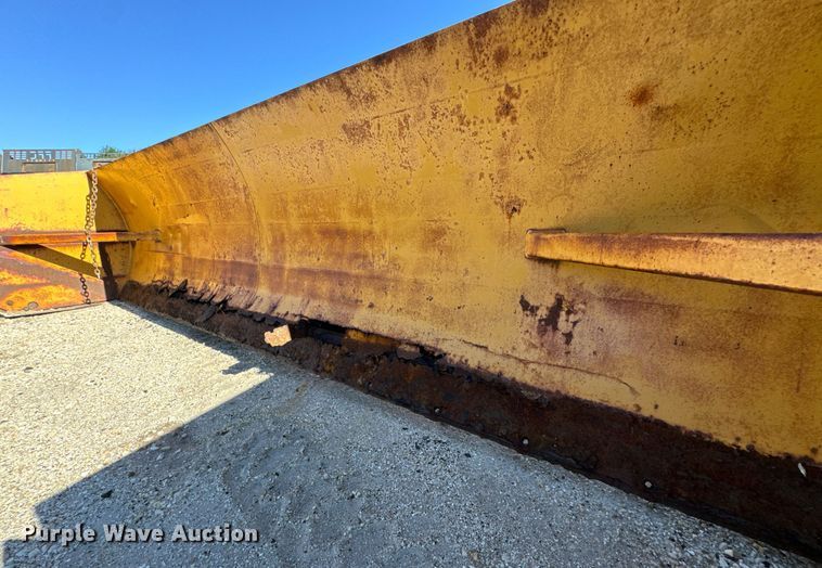 image for item DV5982 Roy Strom  16' W snowpusher 