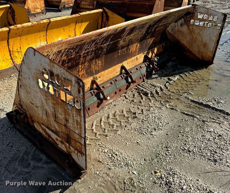 image for item DV5983 ProTech  IS10S skid steer snow pusher