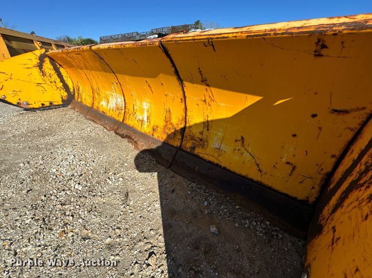 image for item DV5984 Arctic  LD10 skid steer snow pusher