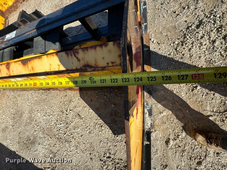 image for item DV5984 Arctic  LD10 skid steer snow pusher