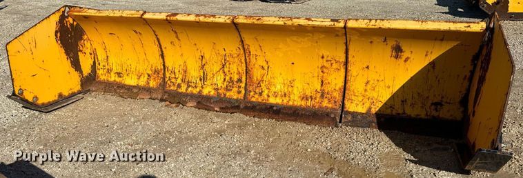 image for item DV5985 Arctic  LD10 skid steer snow pusher