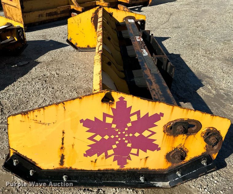 image for item DV5985 Arctic  LD10 skid steer snow pusher