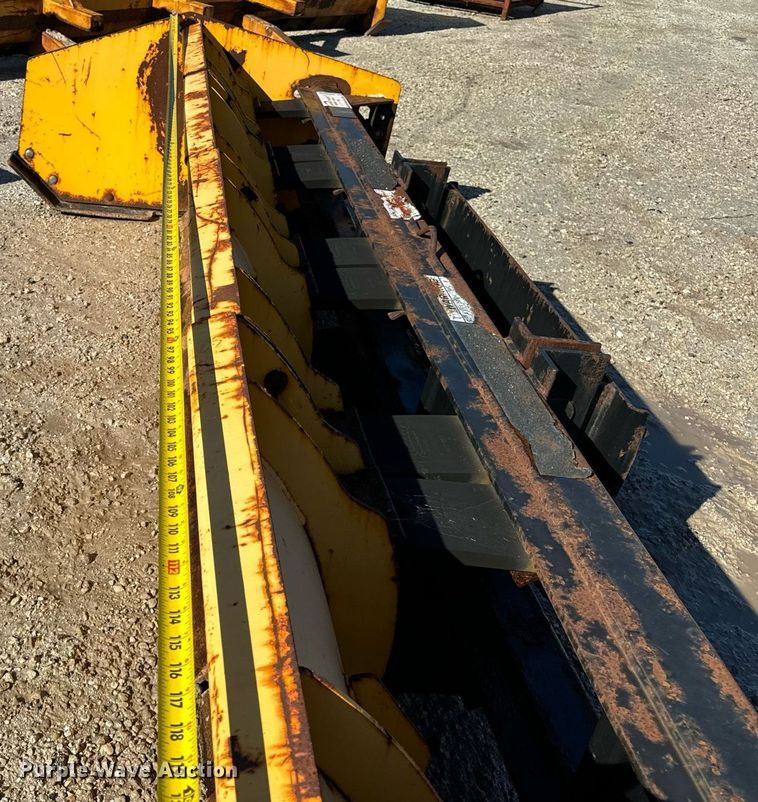 image for item DV5985 Arctic  LD10 skid steer snow pusher