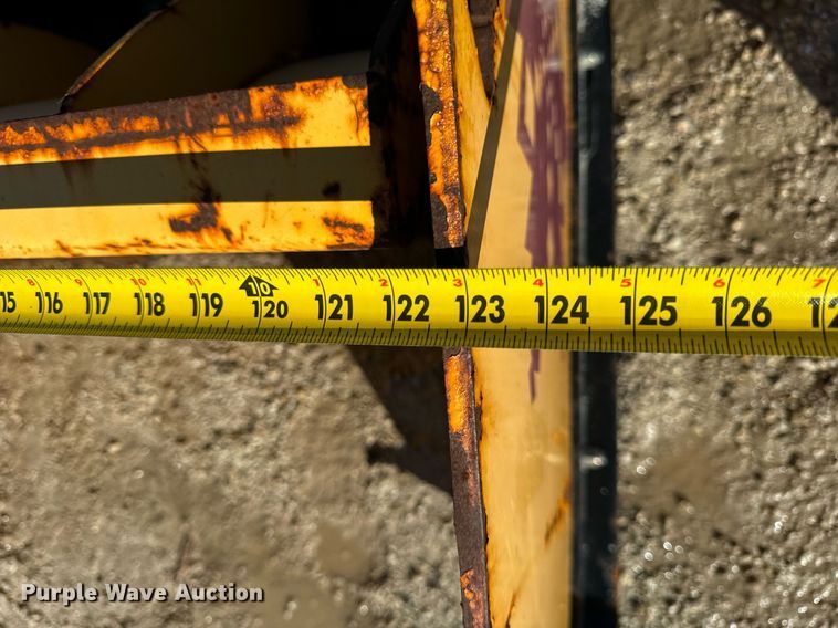 image for item DV5985 Arctic  LD10 skid steer snow pusher