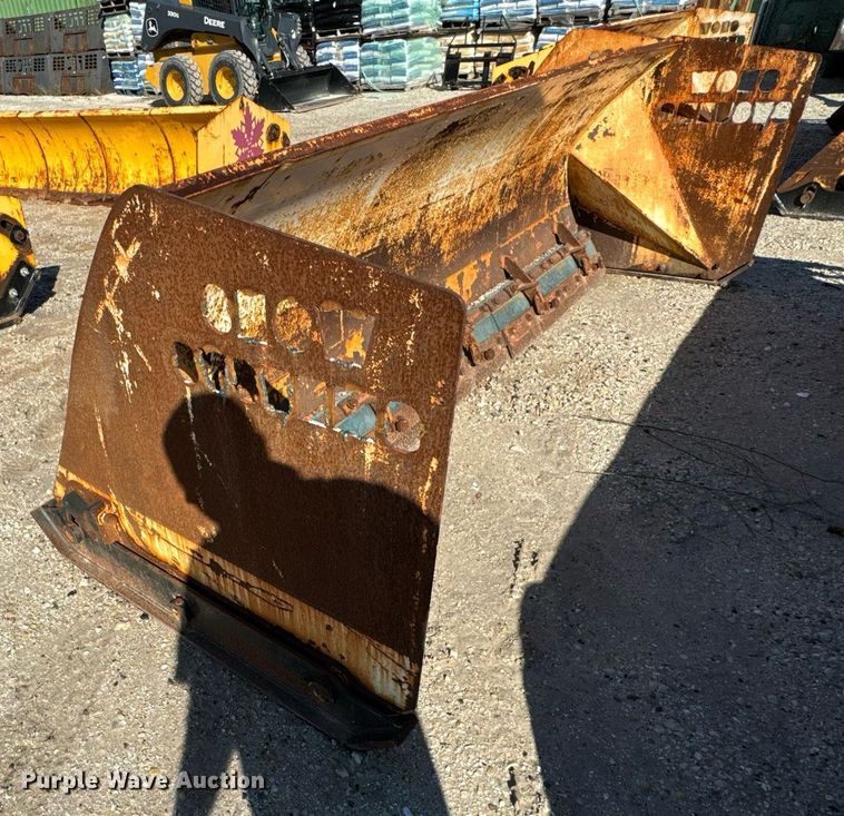 image for item DV5986 ProTech  IS10S skid steer snow pusher