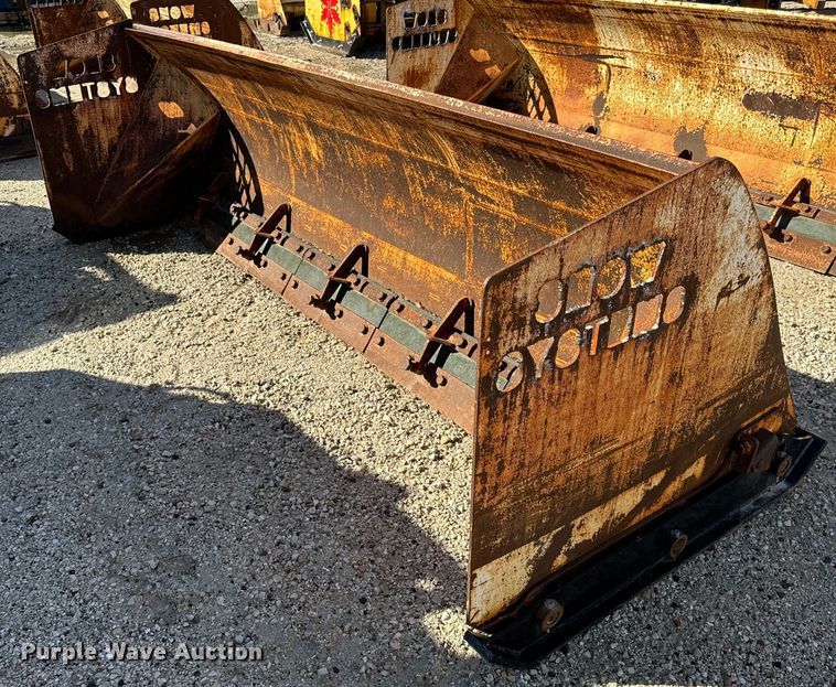 image for item DV5988 ProTech  IS10S skid steer snow pusher