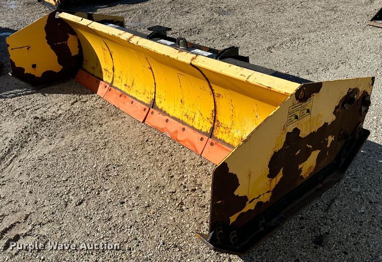 image for item DV5990 Arctic  10LD skid steer snow pusher