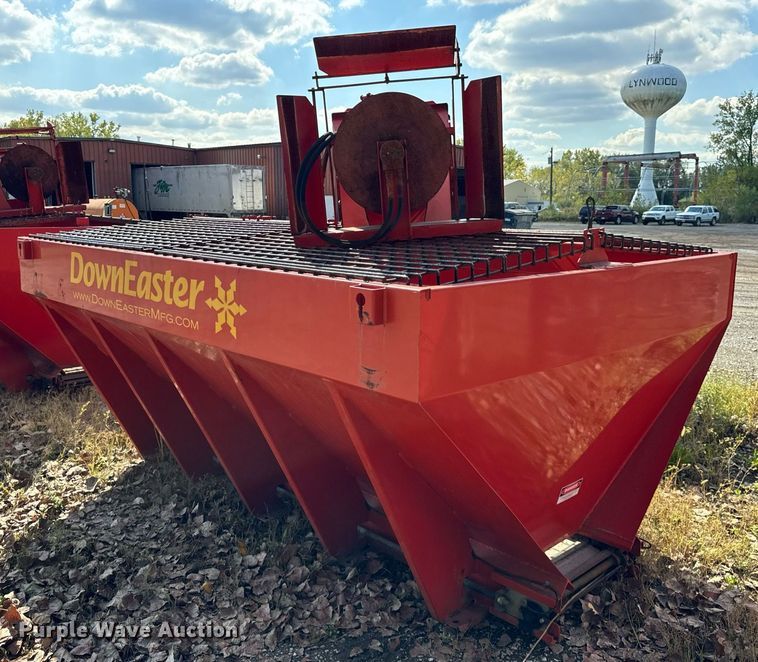 image for item DV5996 Down Easter  spreader