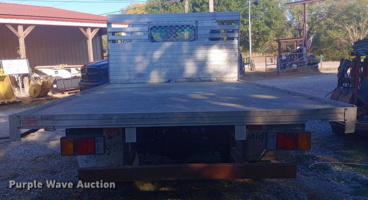 image for item DW0767 1996 Isuzu  NPR flatbed truck