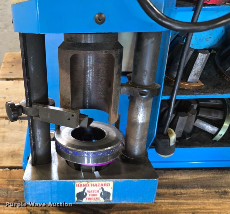 image for item DW3767 Dayco Eastman NP60 hose crimper