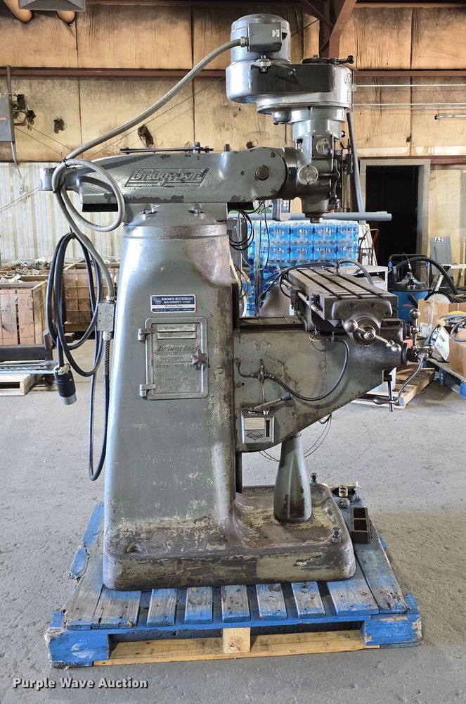 image for item DW3768 Bridgeport 151049 milling machine