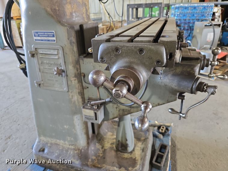 image for item DW3768 Bridgeport 151049 milling machine