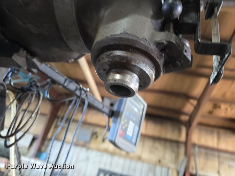 image for item DW3768 Bridgeport 151049 milling machine