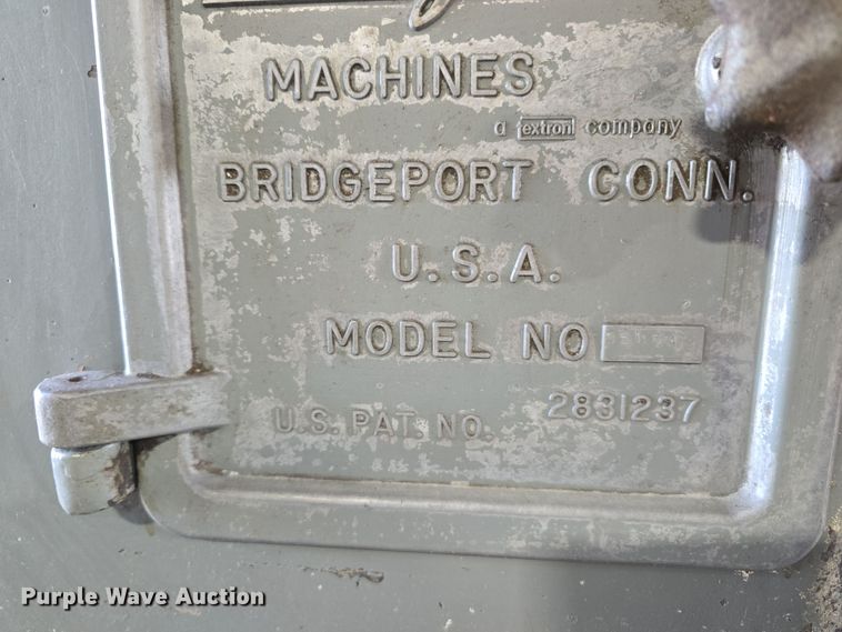 image for item DW3768 Bridgeport 151049 milling machine