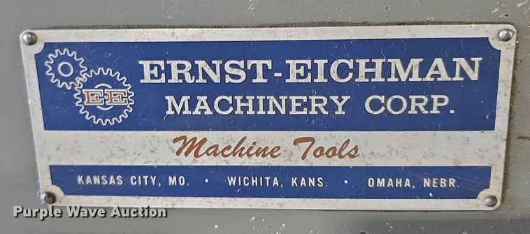 image for item DW3768 Bridgeport 151049 milling machine