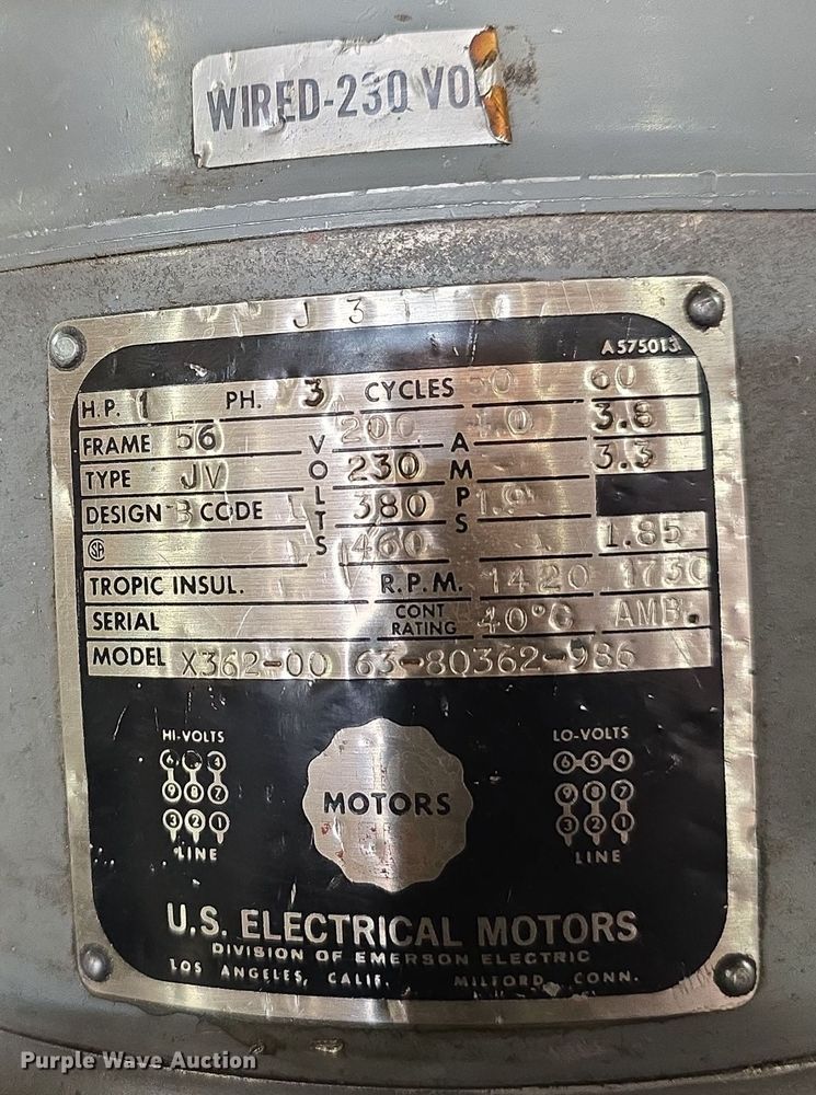 image for item DW3768 Bridgeport 151049 milling machine