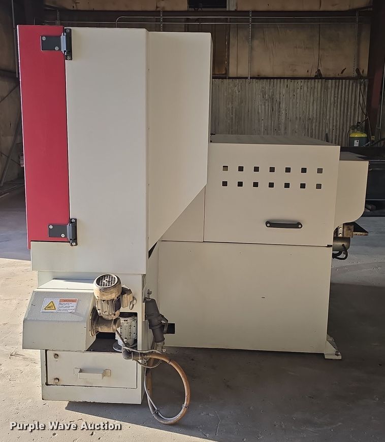 image for item DW3770 2015 Behringer HBE 321A metal cutting saw