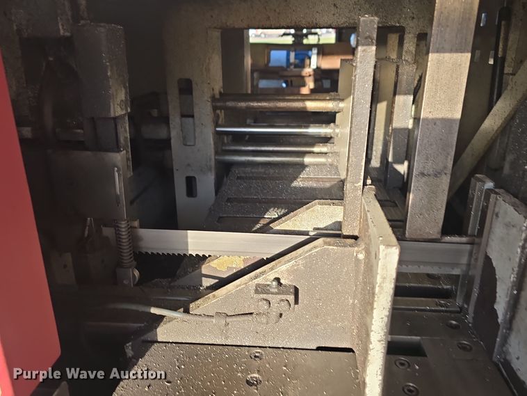 image for item DW3770 2015 Behringer HBE 321A metal cutting saw