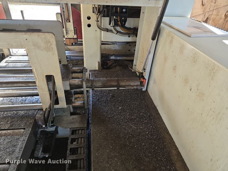 image for item DW3770 2015 Behringer HBE 321A metal cutting saw