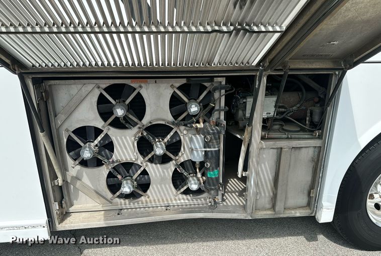 image for item DX1331 2000 Van Hool C2045 coach bus