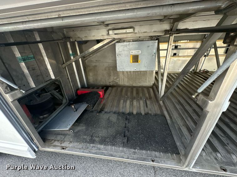 image for item DX1331 2000 Van Hool C2045 coach bus