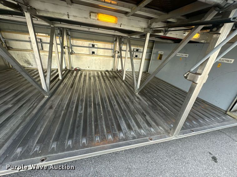 image for item DX1331 2000 Van Hool C2045 coach bus