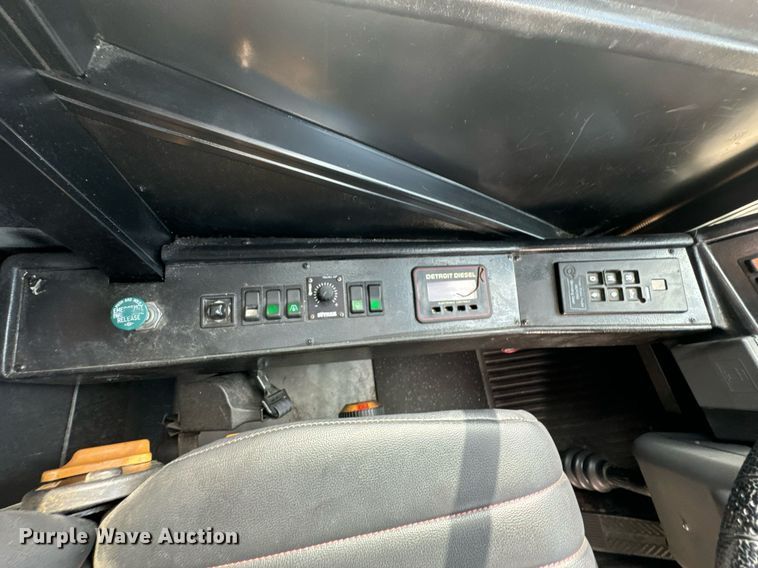 image for item DX1331 2000 Van Hool C2045 coach bus