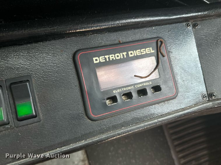 image for item DX1331 2000 Van Hool C2045 coach bus