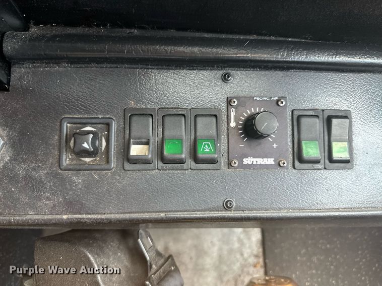 image for item DX1331 2000 Van Hool C2045 coach bus