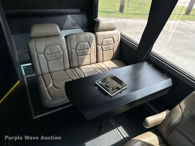 image for item DX1331 2000 Van Hool C2045 coach bus