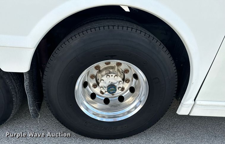 image for item DX1331 2000 Van Hool C2045 coach bus