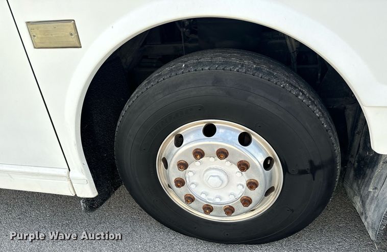 image for item DX1331 2000 Van Hool C2045 coach bus