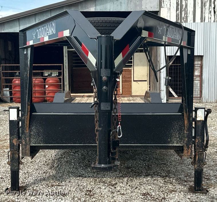 image for item DX1348 2017 Titan equipment trailer