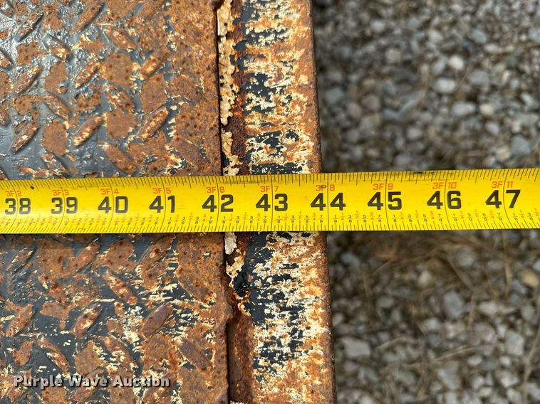 image for item DX1348 2017 Titan equipment trailer