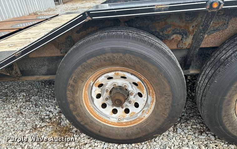 image for item DX1348 2017 Titan equipment trailer