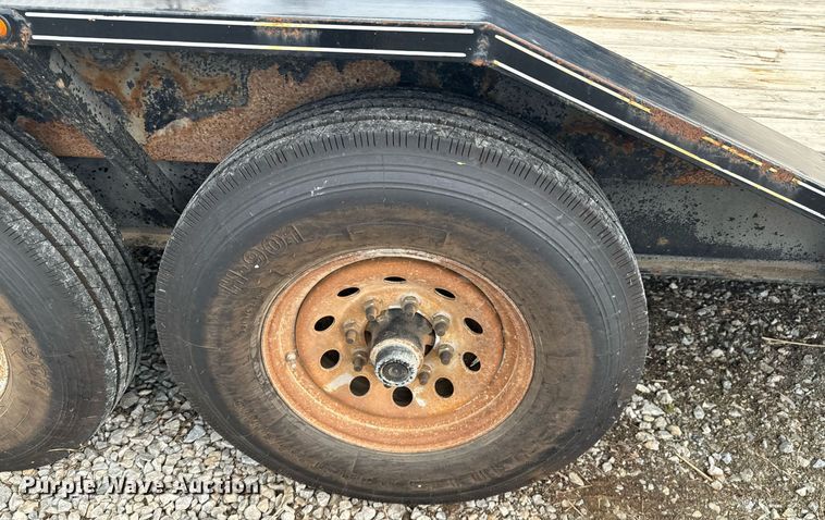 image for item DX1348 2017 Titan equipment trailer