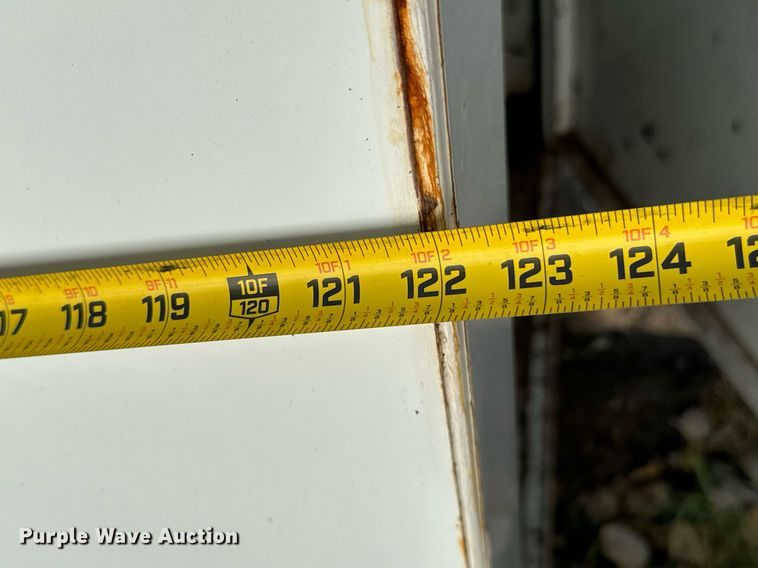 image for item DX1354 1995 CM Trailers enclosed cargo trailer