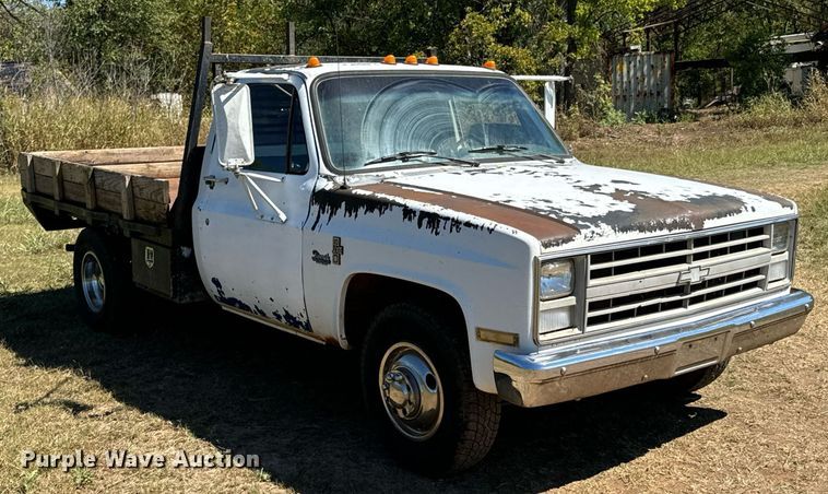 image for item DX1355 1988 Chevrolet Custom Deluxe 30 flatbed pickup truck